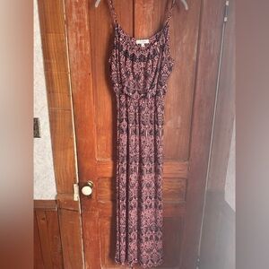 Chic Patterned Maxi Dress in Pink